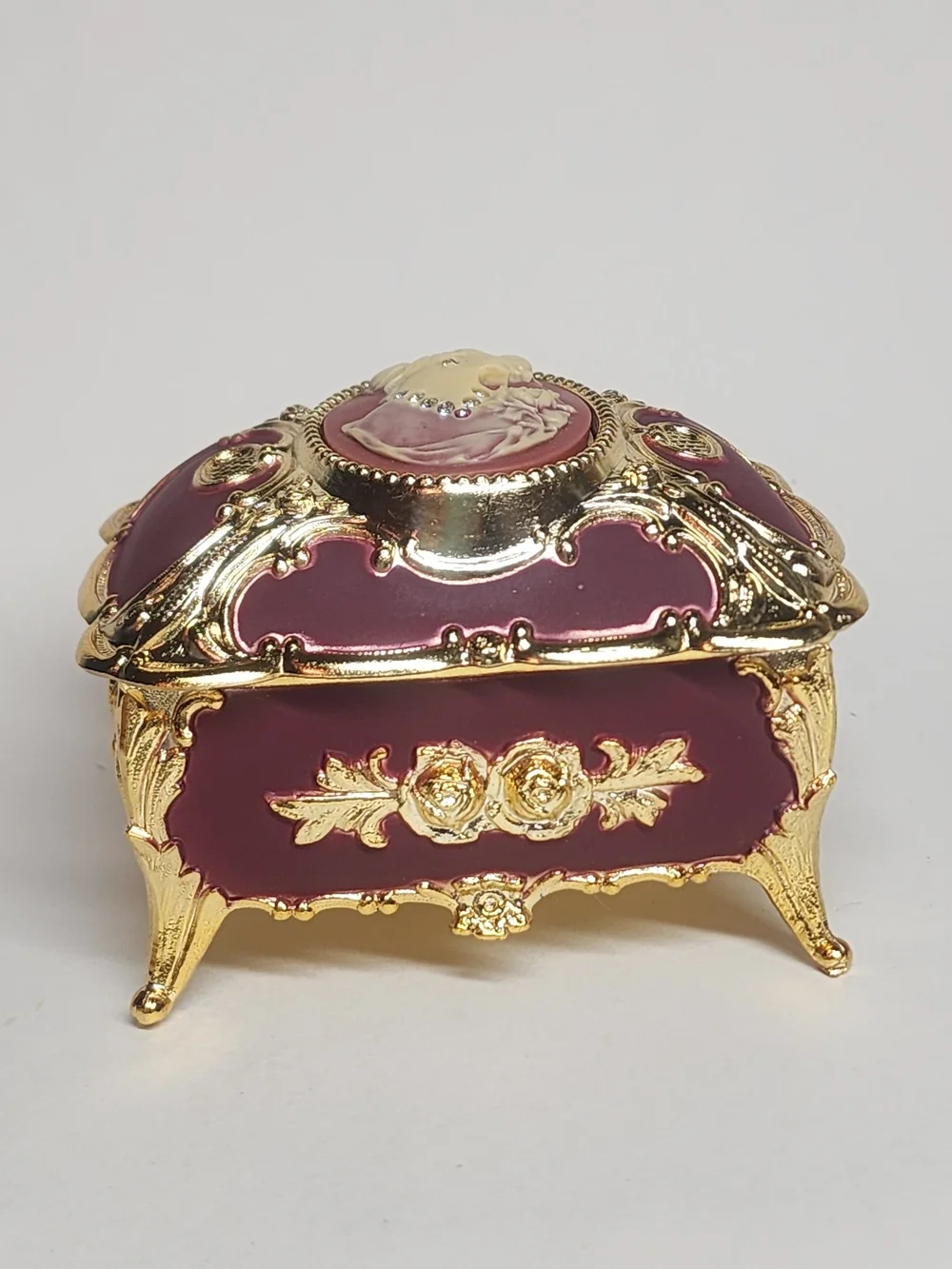 New Antique Style Cameo Red Gold Music Jewelry Box Diamond Rhinestones